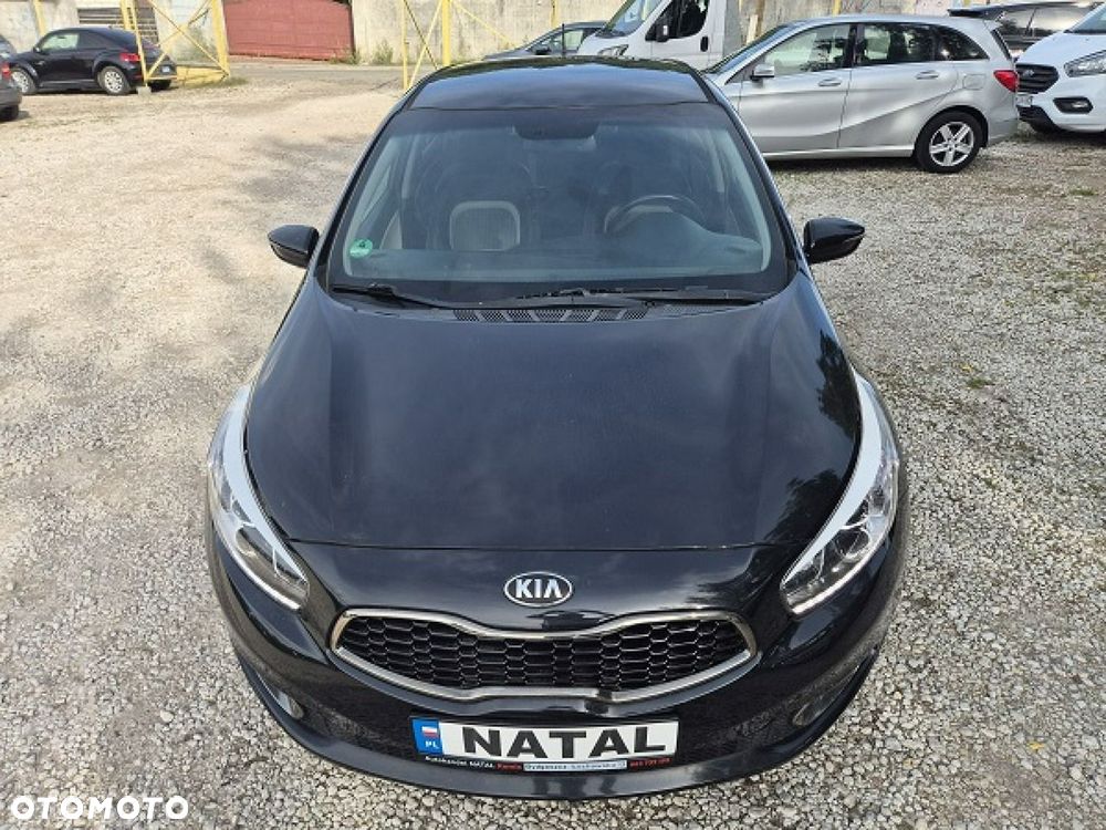 Kia Ceed - 13