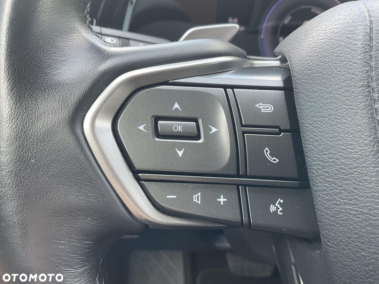 Lexus NX - 30