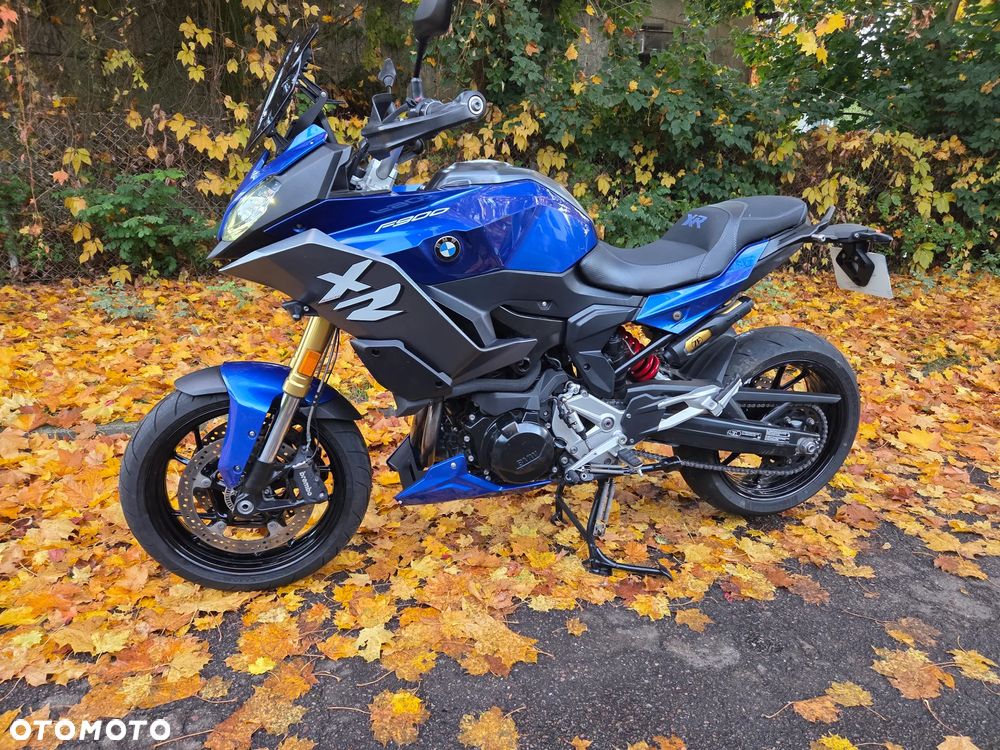 BMW XR - 2