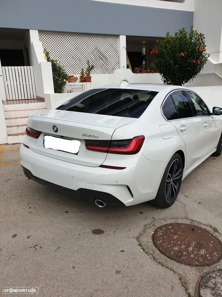 BMW 330 e Pack M Auto — fotografia 2