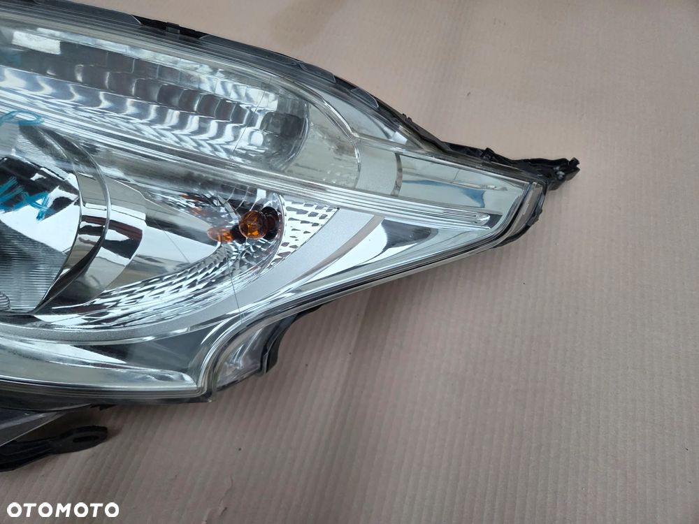 Lampa przednia lewa Peugeot 208 przed LIFT  9802221880 - 5