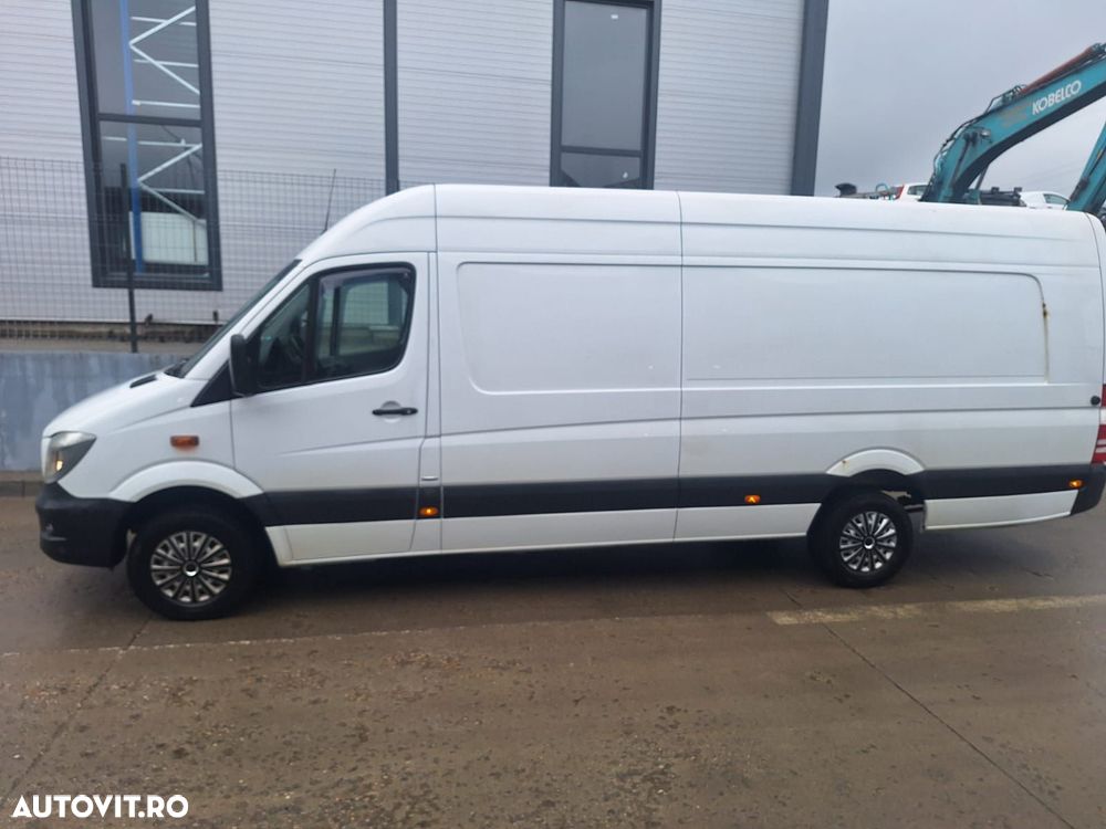 Mercedes-Benz SPRINTER - 4