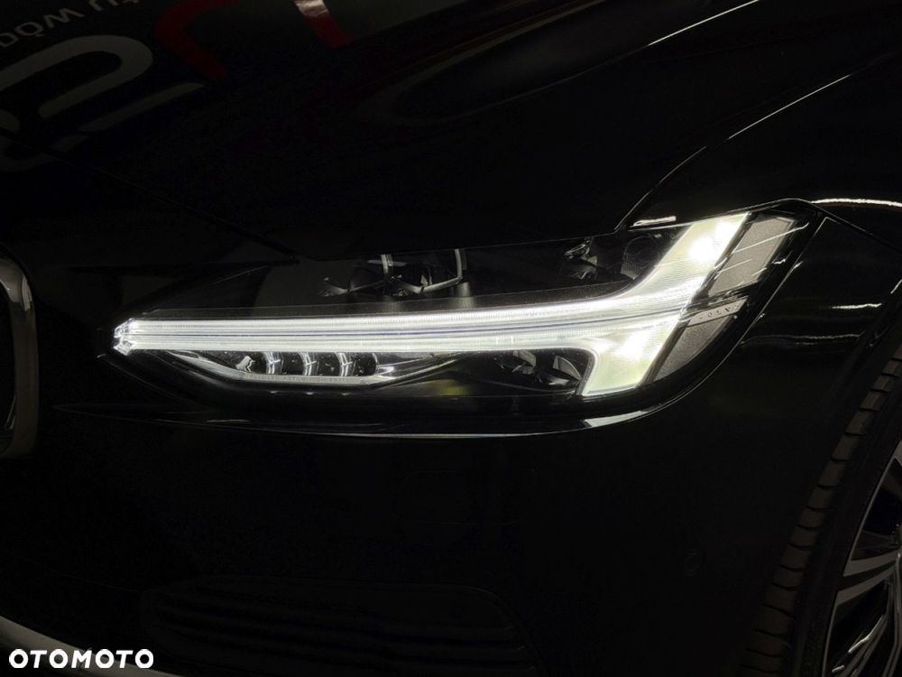 Volvo V90 T8 AWD Plug-In Hybrid Plus Bright - 38
