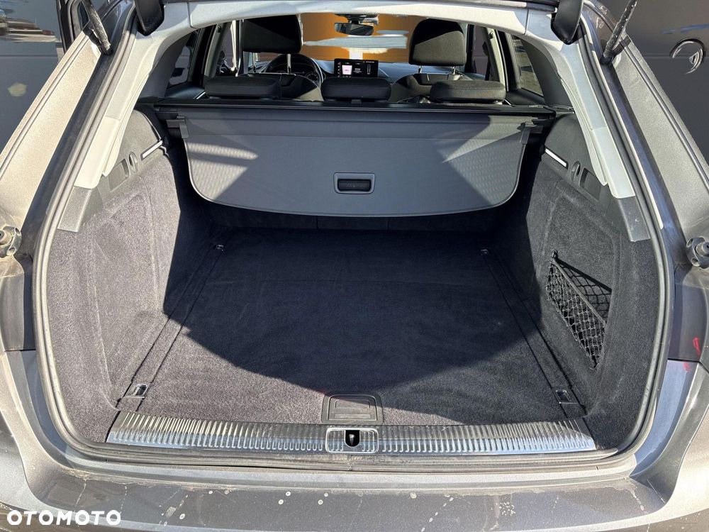 Audi A4 Avant 35 TFSI mHEV S tronic - 17