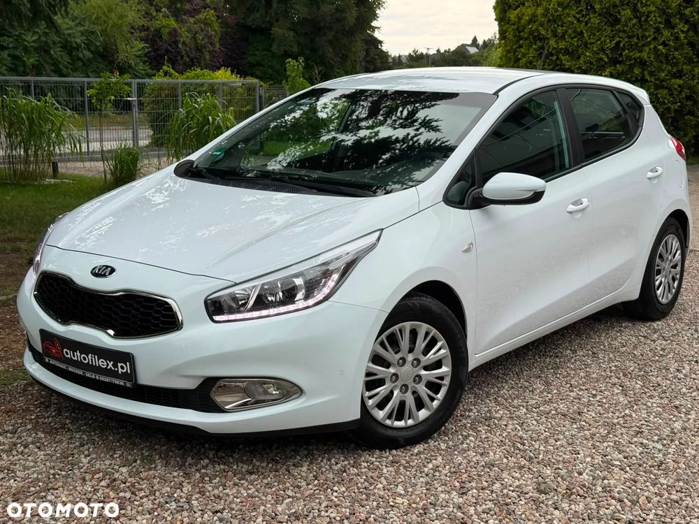 Kia Ceed - 1