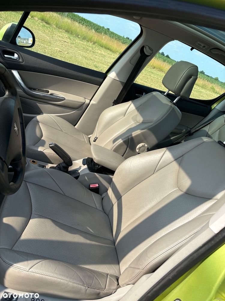 Peugeot 308 1.6 Premium - 12