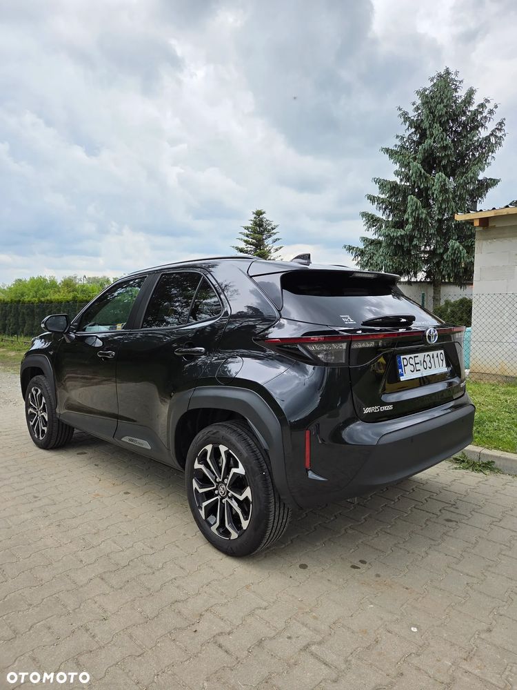 Toyota Yaris Cross Hybrid 1.5 Comfort AWD - 32
