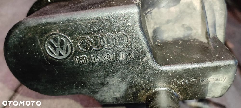 Podstawa Filtra Oleju 2.0 FSI 06D115397J VW AUDI SEAT SKODA - 3