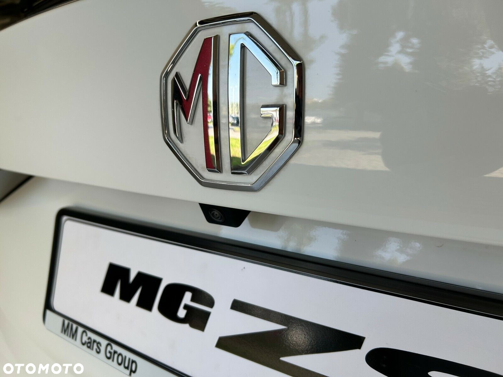 MG ZS - 35