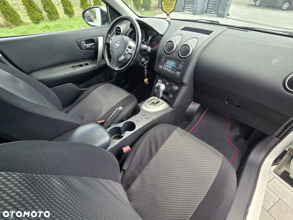 Nissan Qashqai 2.0 Acenta CVT - 21