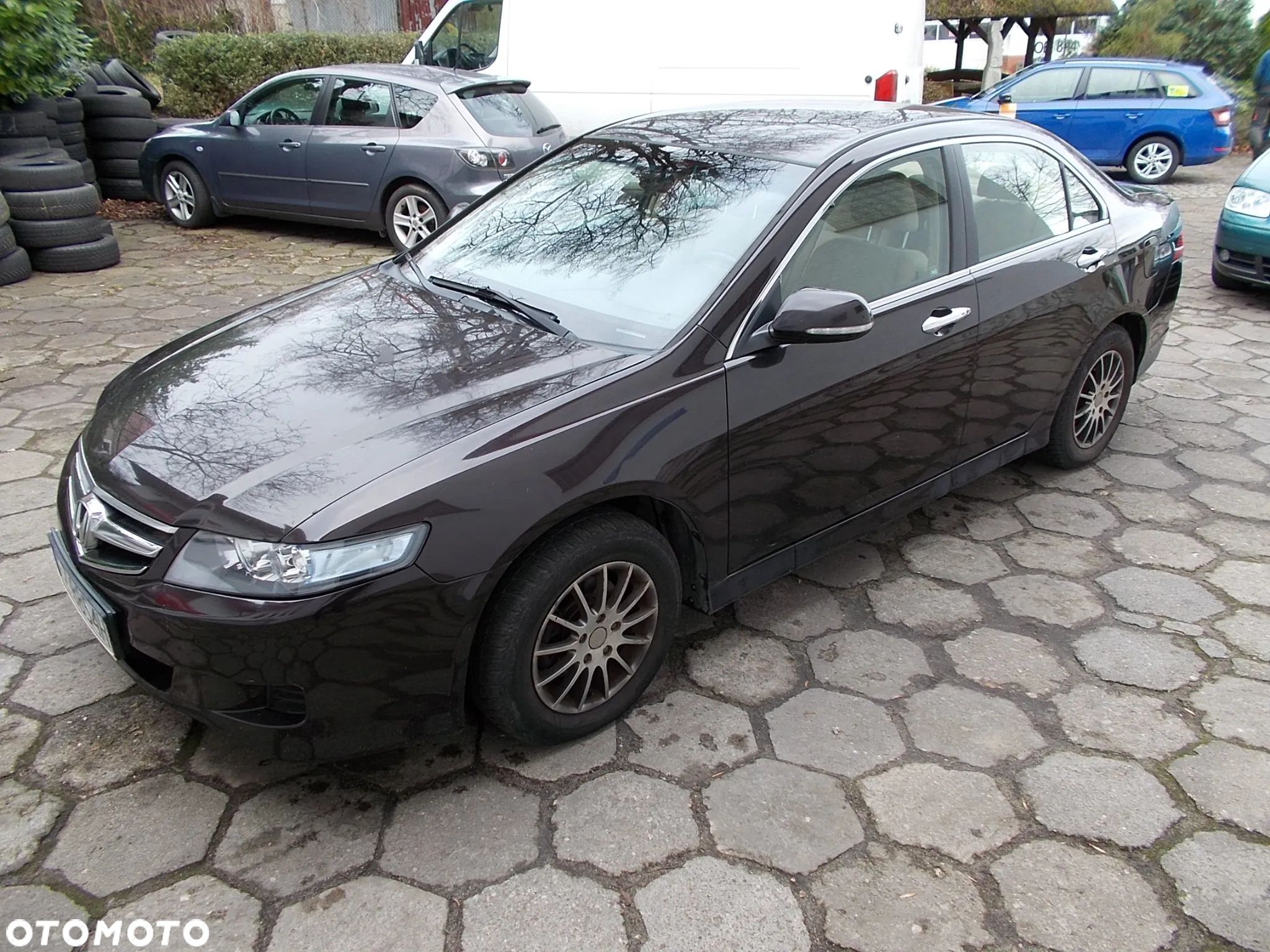 Honda Accord 2.0 Comfort - 1