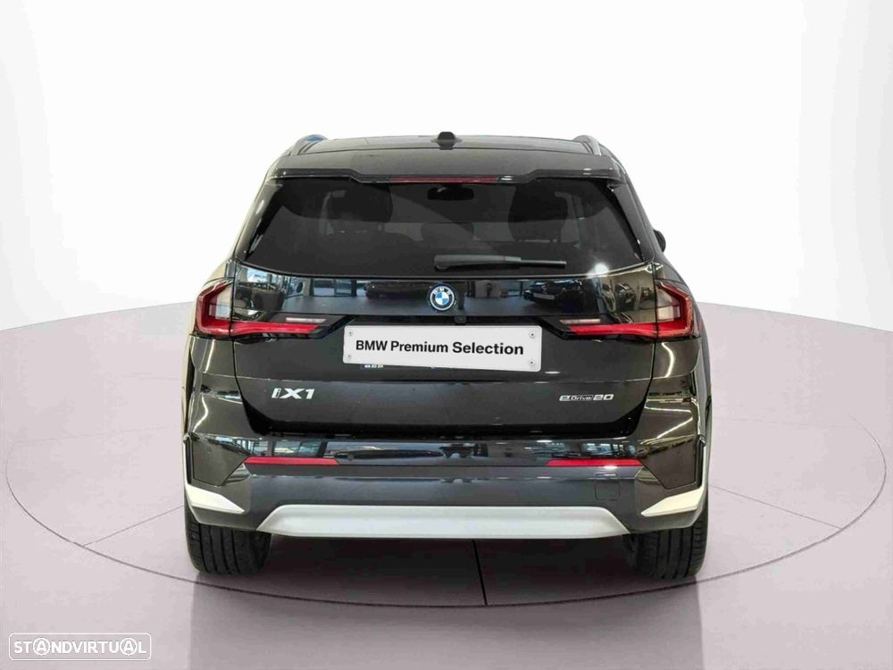 BMW iX1 eDrive20 xLine - 2