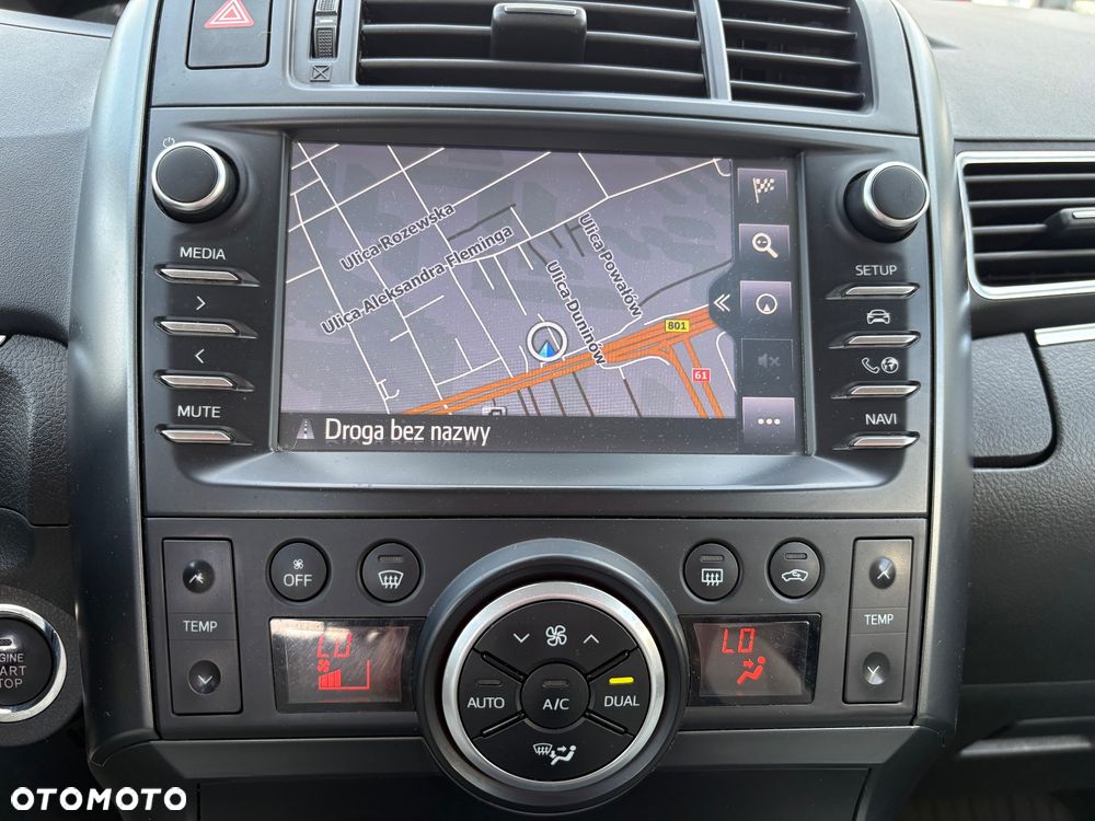 Toyota Verso 1.8 Prestige MS EU6 - 16