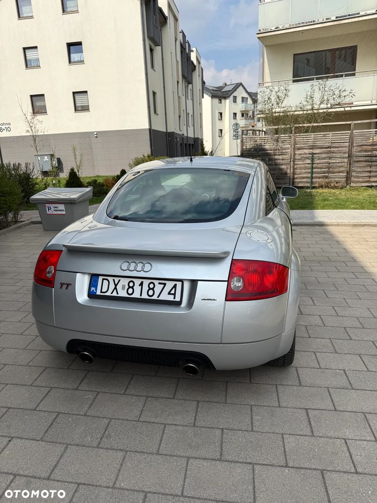 Audi TT Coupé 1.8 T quattro - 4