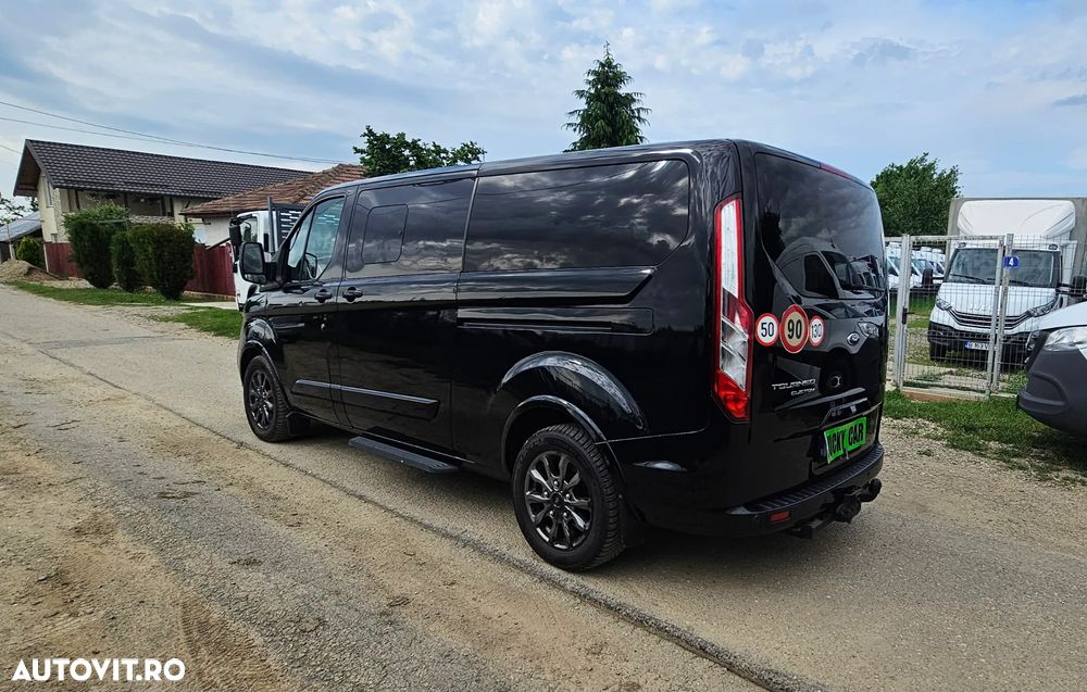 Ford Tourneo Custom - 10