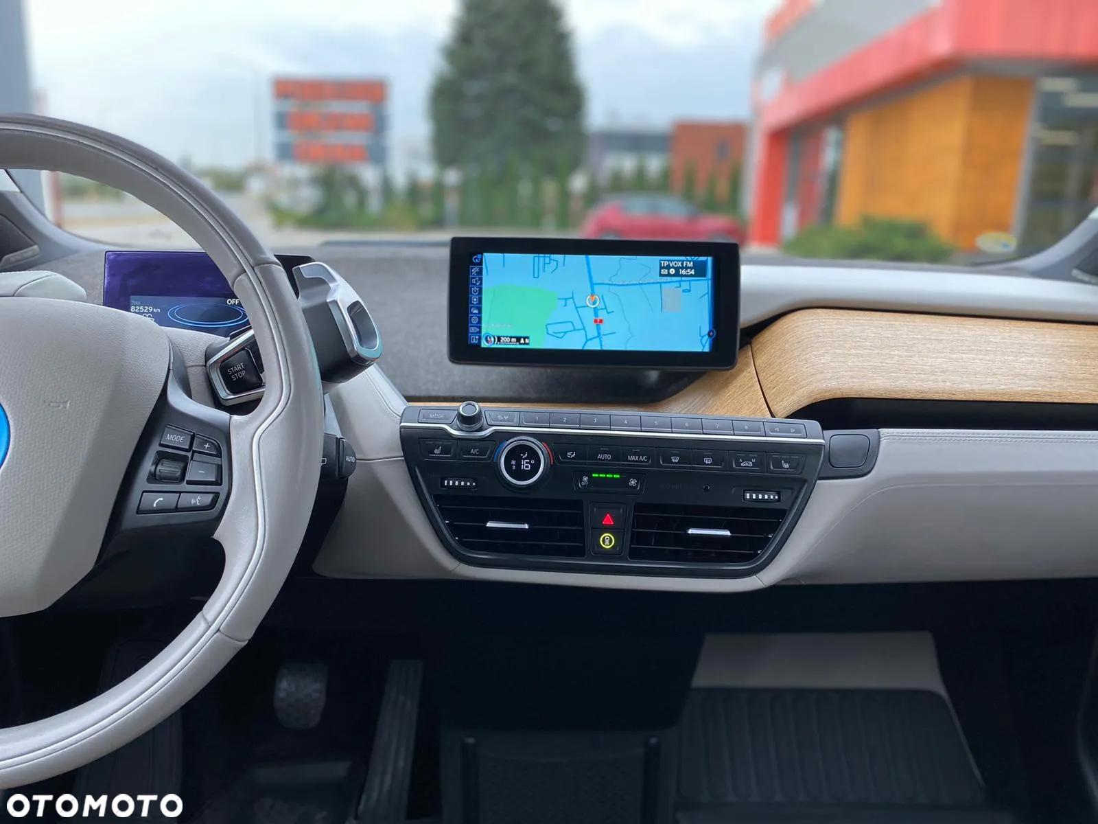 BMW i3 (60 Ah) - 24