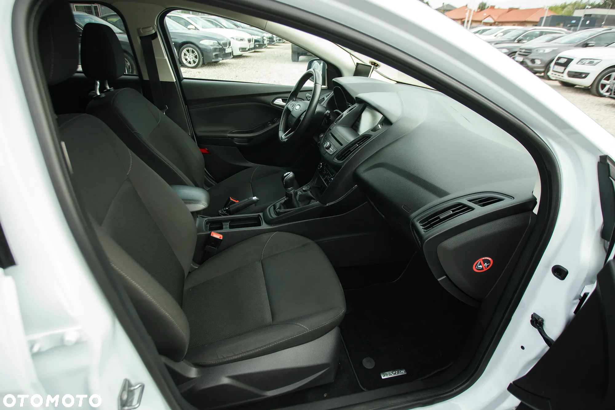 Ford Focus 1.0 EcoBoost Start-Stopp-System COOL&CONNECT DESIGN - 26