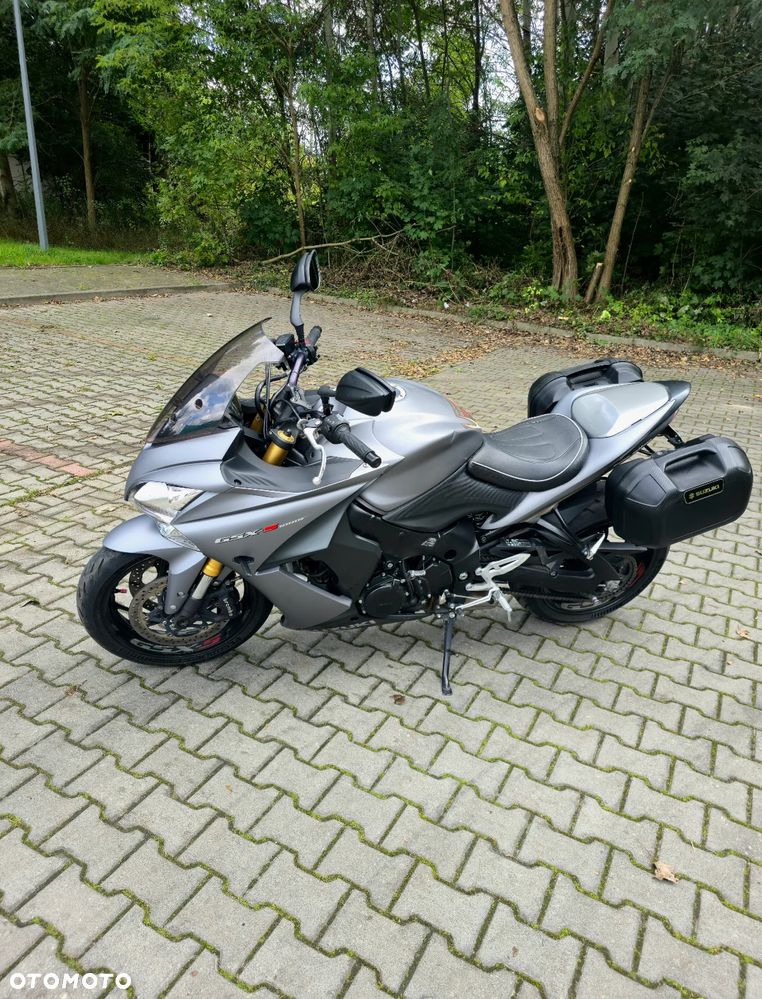 Suzuki GSX 1000 - 5