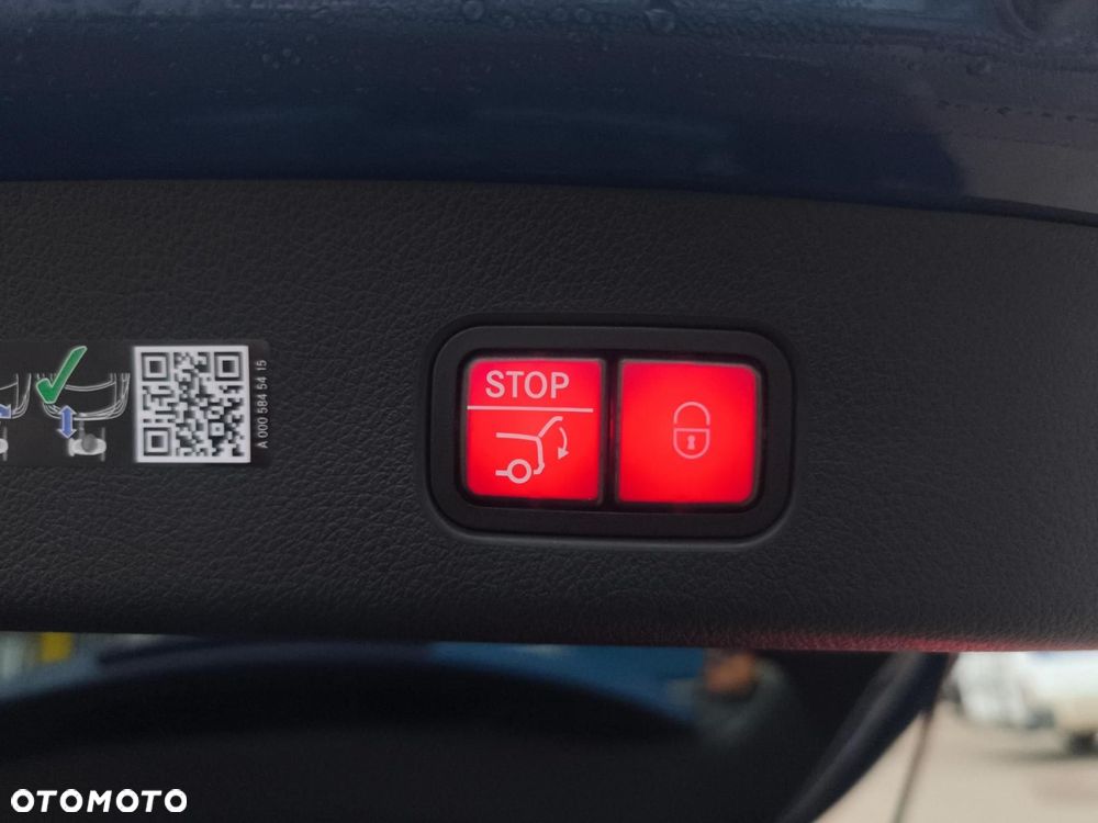 Mercedes-Benz GLC - 21