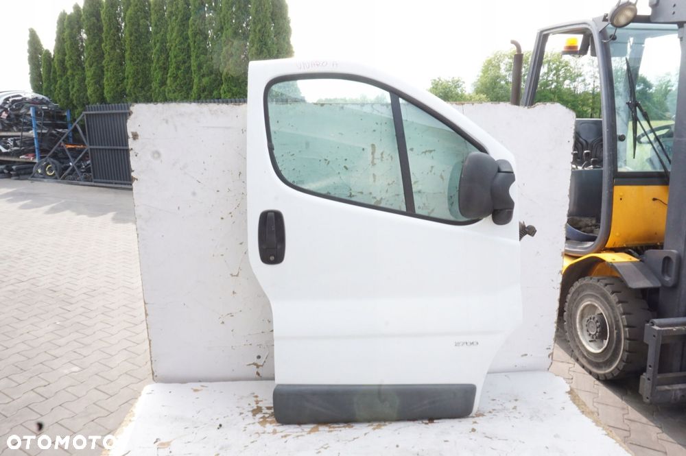 DRZWI PRAWY PRZÓD OPEL VIVARO A - 1