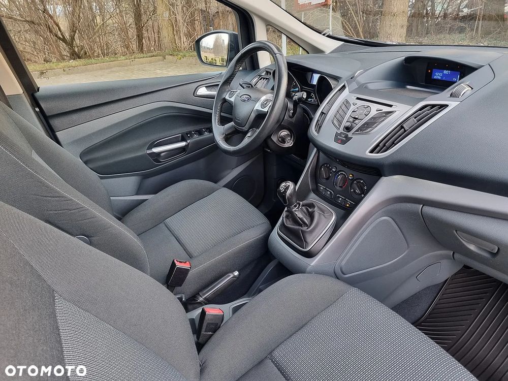 Ford Grand C-MAX - 15