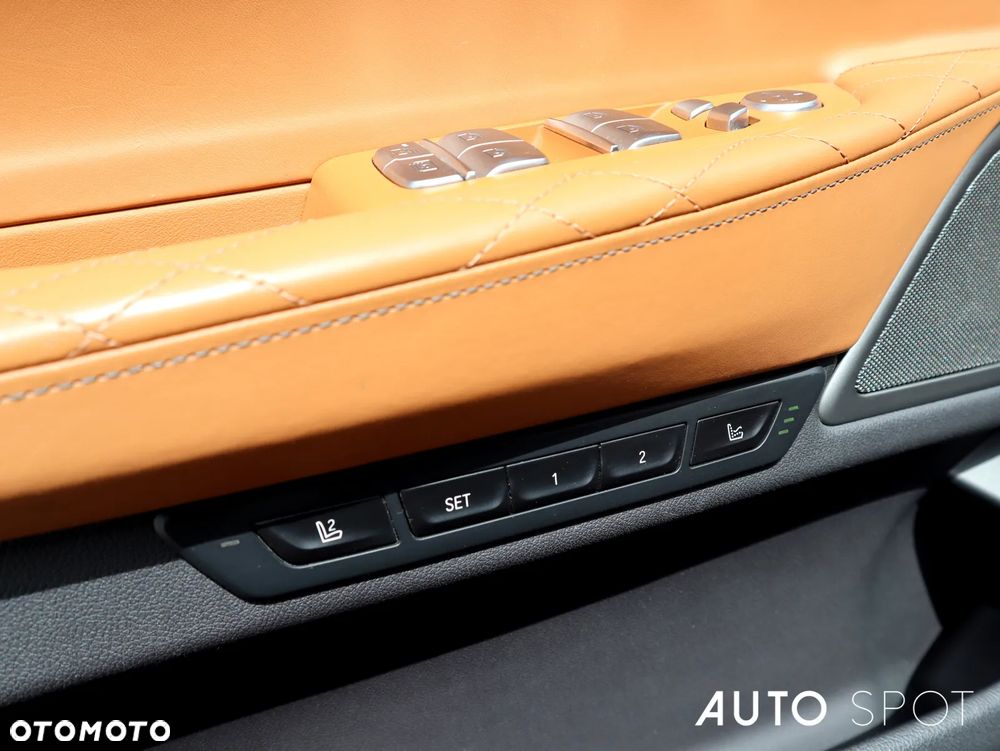 BMW Seria 7 740Ld xDrive sport - 14