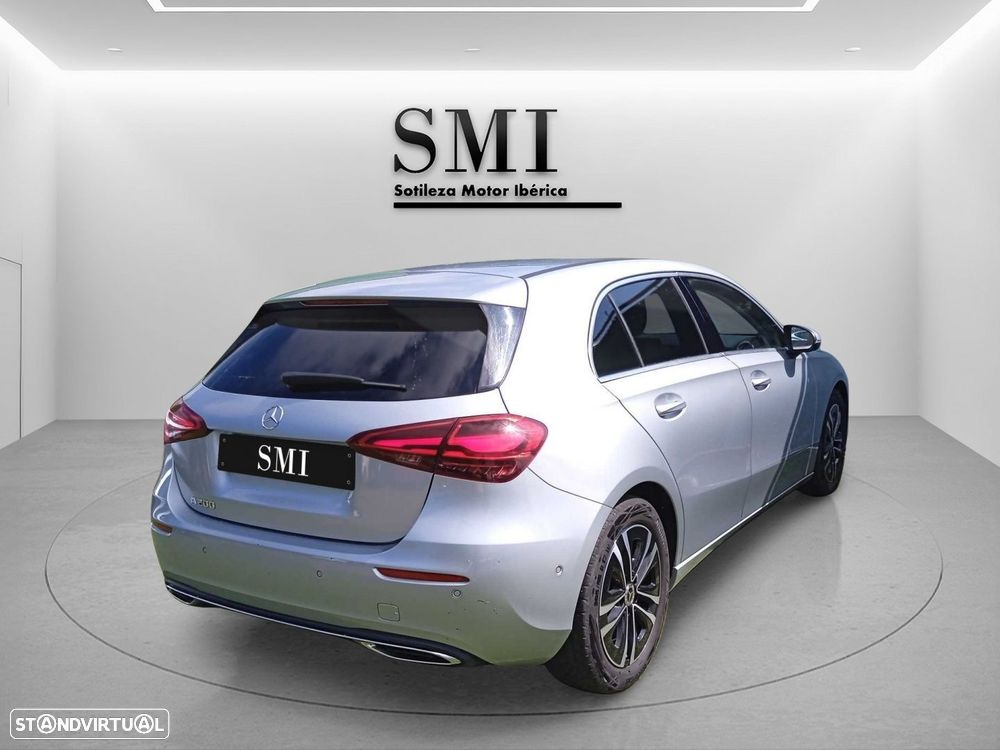 Mercedes-Benz A 200 - 8