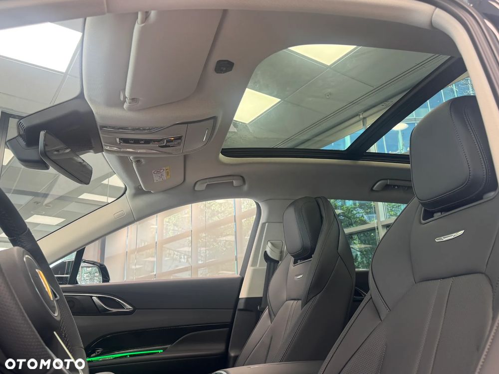 Hongqi HS3 2.0T AWD - 13