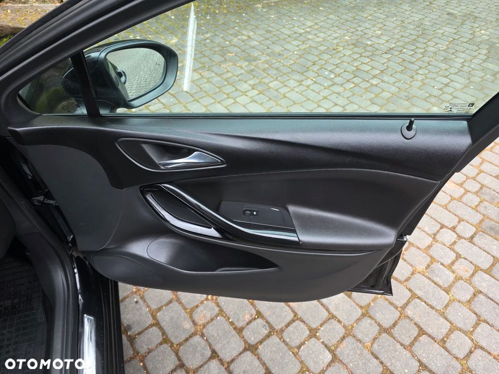 Opel Astra 1.6 D (CDTI) Start/Stop Edition - 19