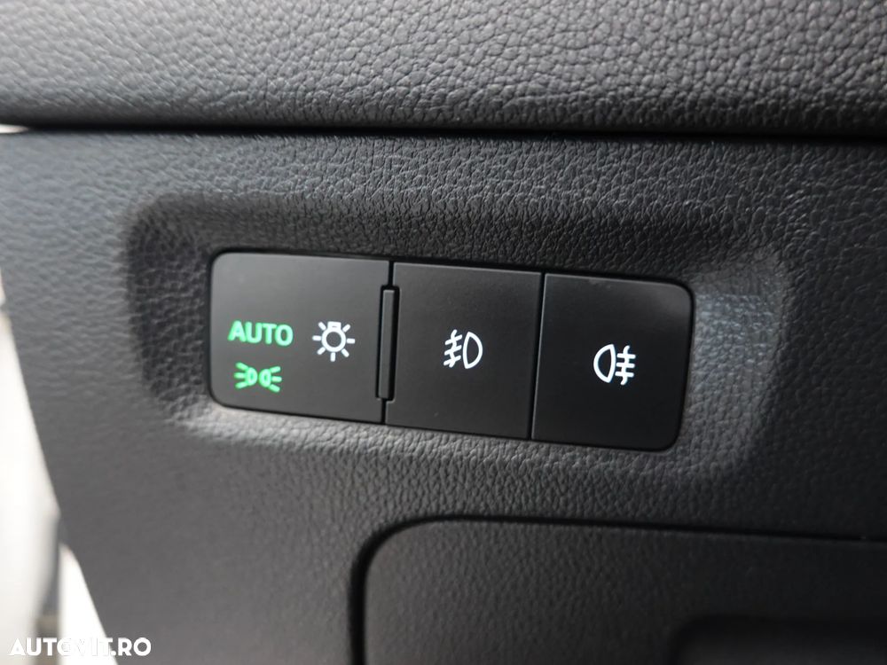 Skoda Octavia 2.0 TDI DSG Ambition - 16