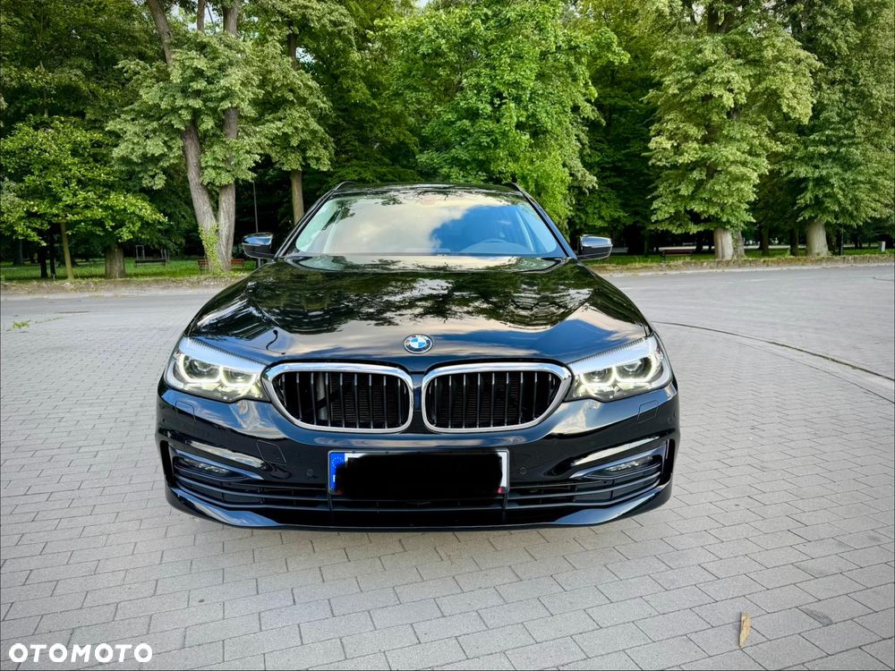 BMW Seria 5 520d Sport Line - 3
