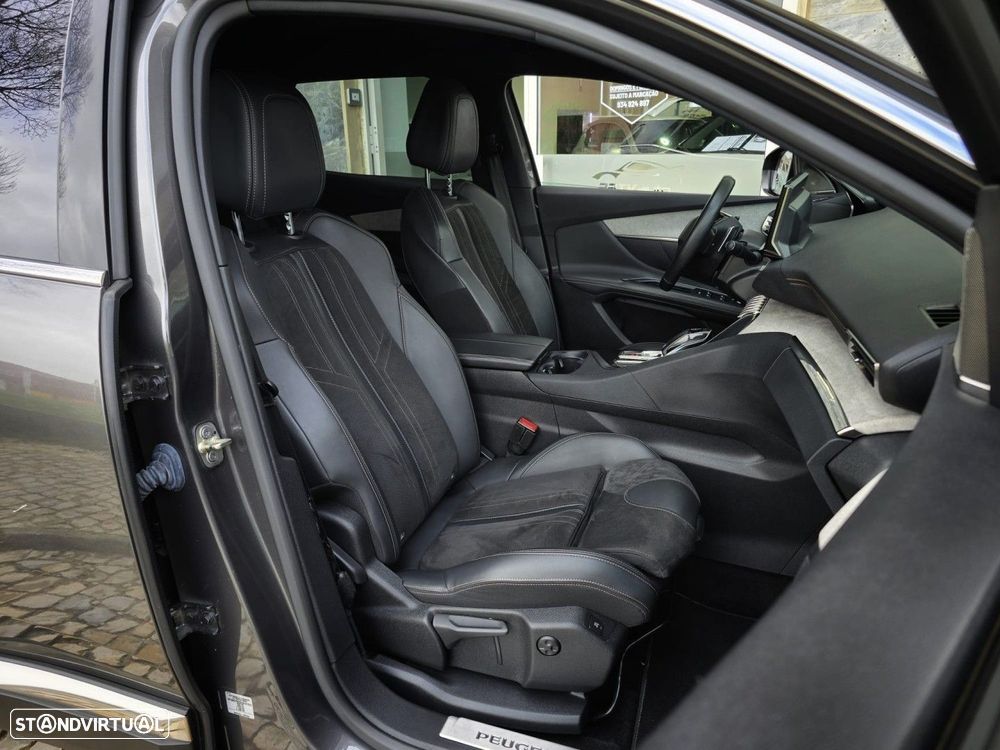 Peugeot 3008 1.5 BlueHDi GT Line J19 EAT8 - 31