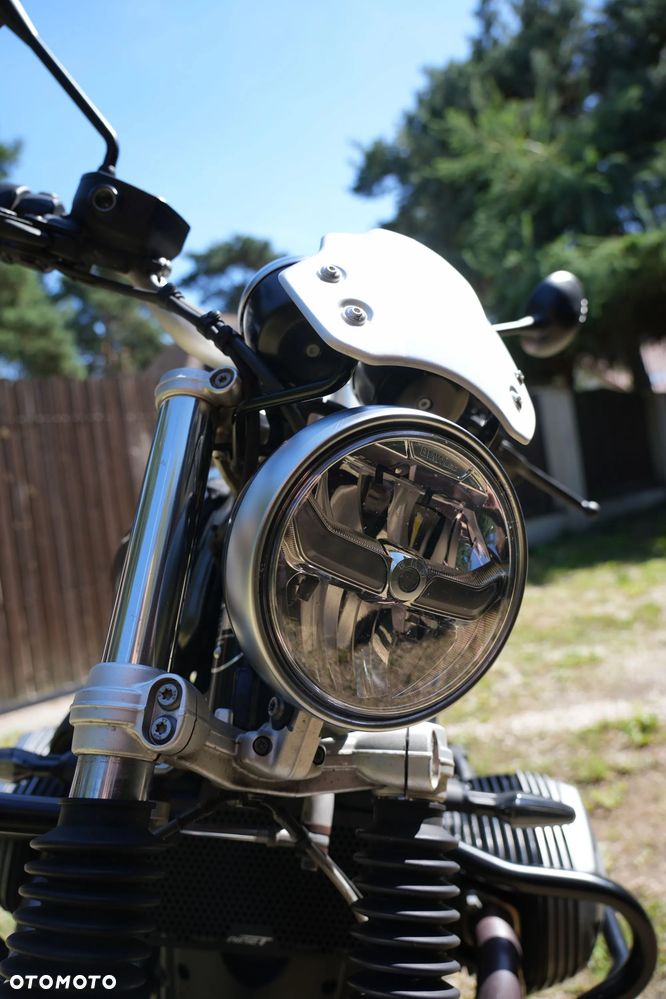 BMW R - 6