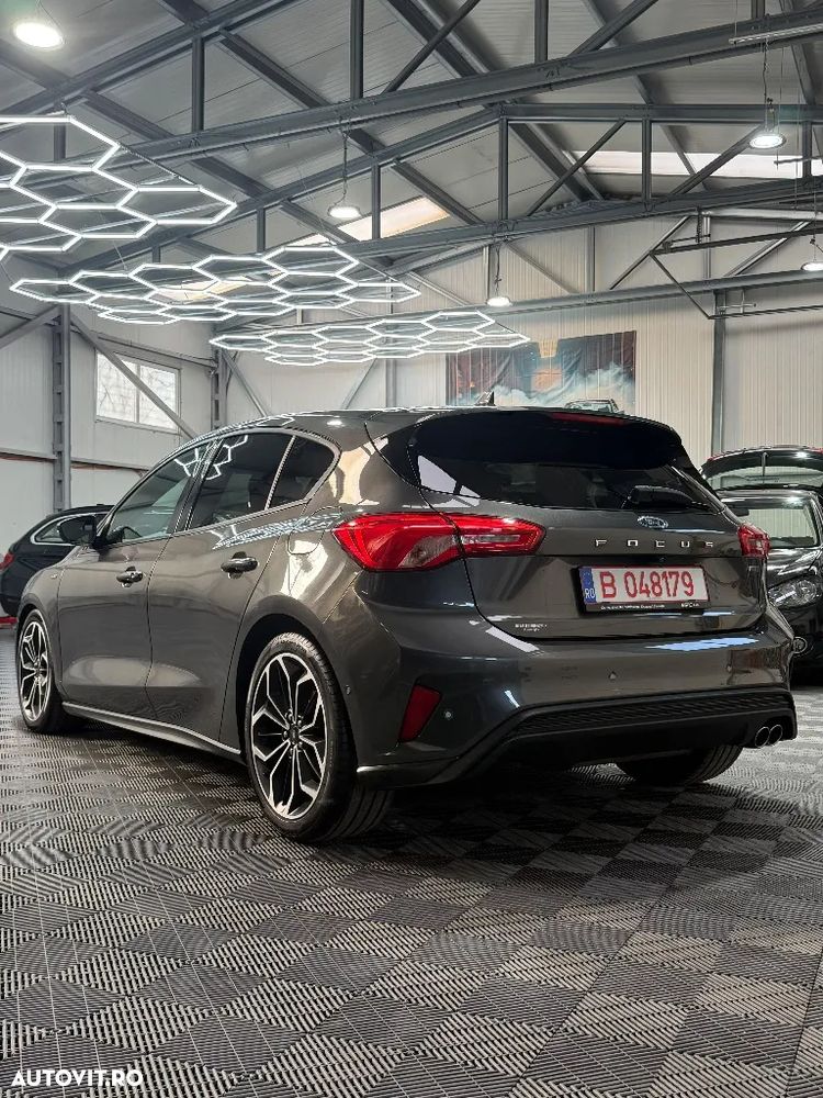 Ford Focus 2018 photo 5
