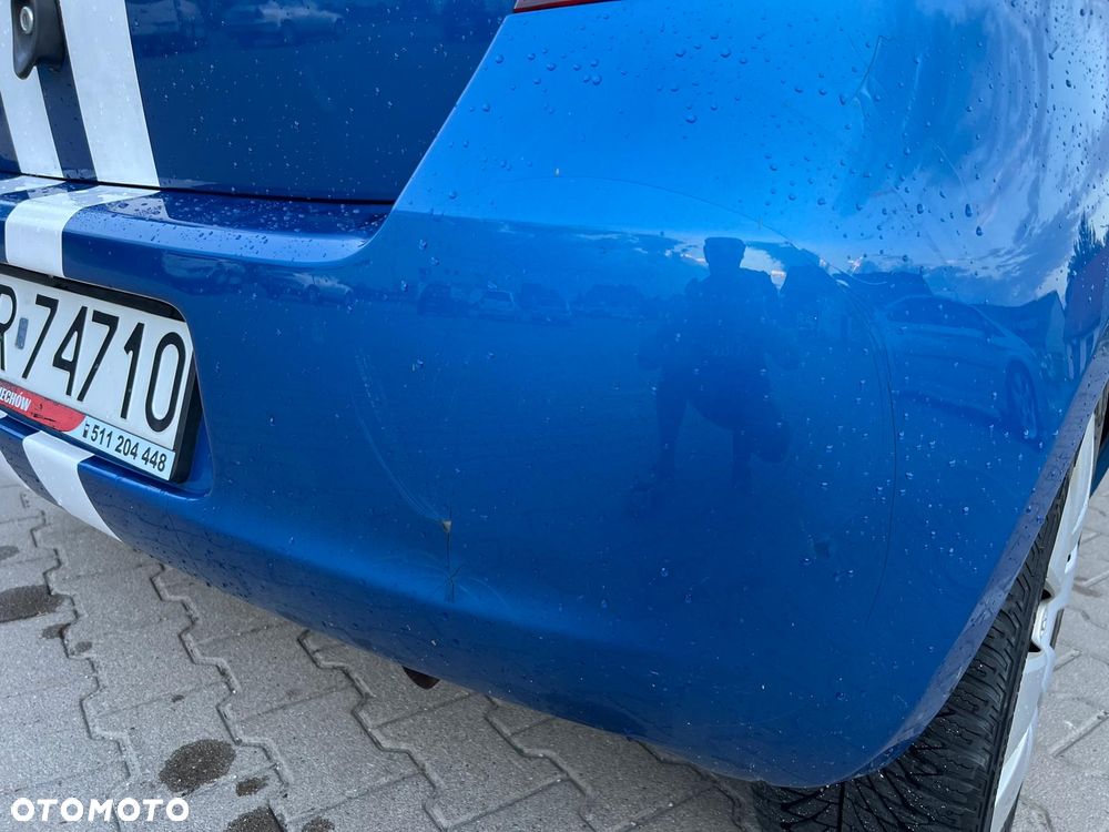 Toyota Yaris - 2
