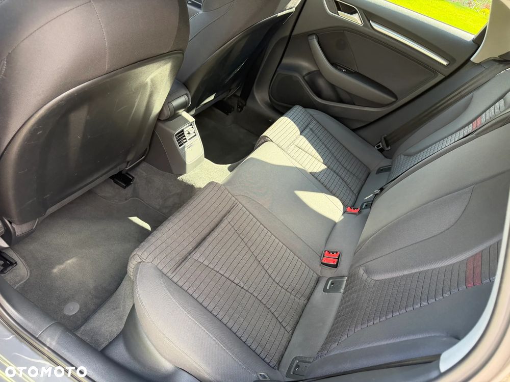 Audi A3 Sportback 1.4 TFSI CoD ultra Ambition - 31