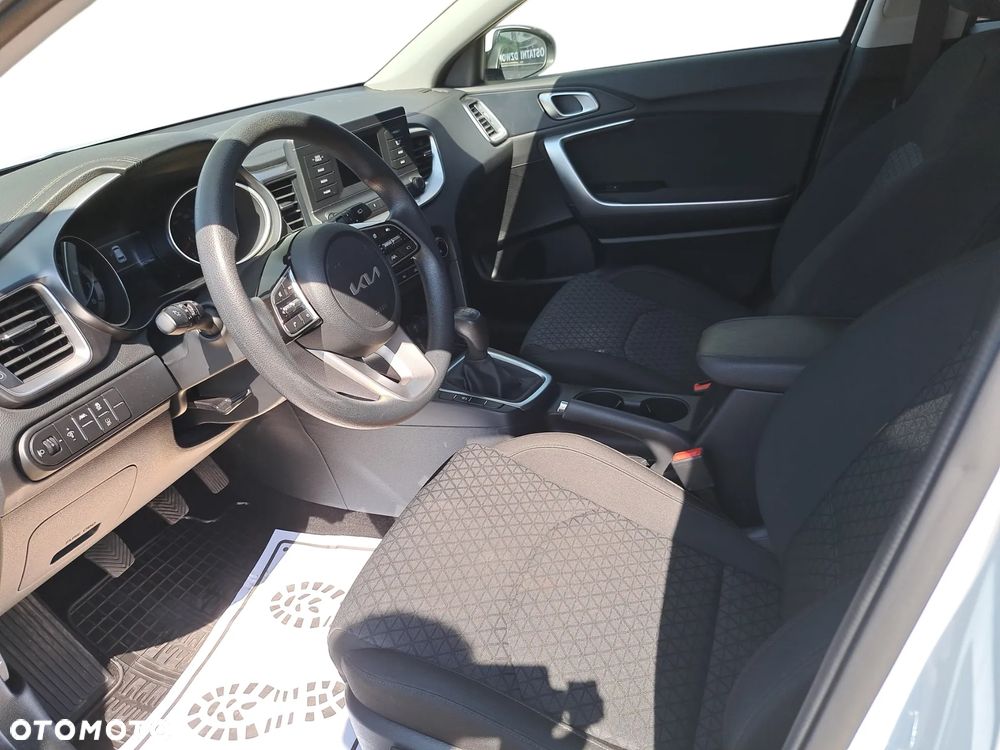 Kia Ceed 1.0 T-GDI M - 12