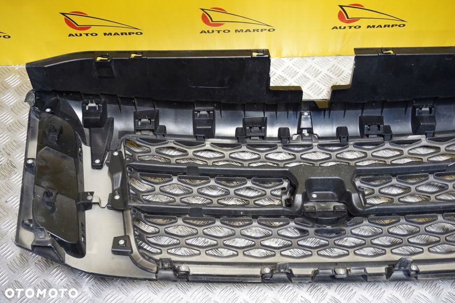 NISSAN TITAN 2016 - 2019 Atrapa Przód Grill USA - 13