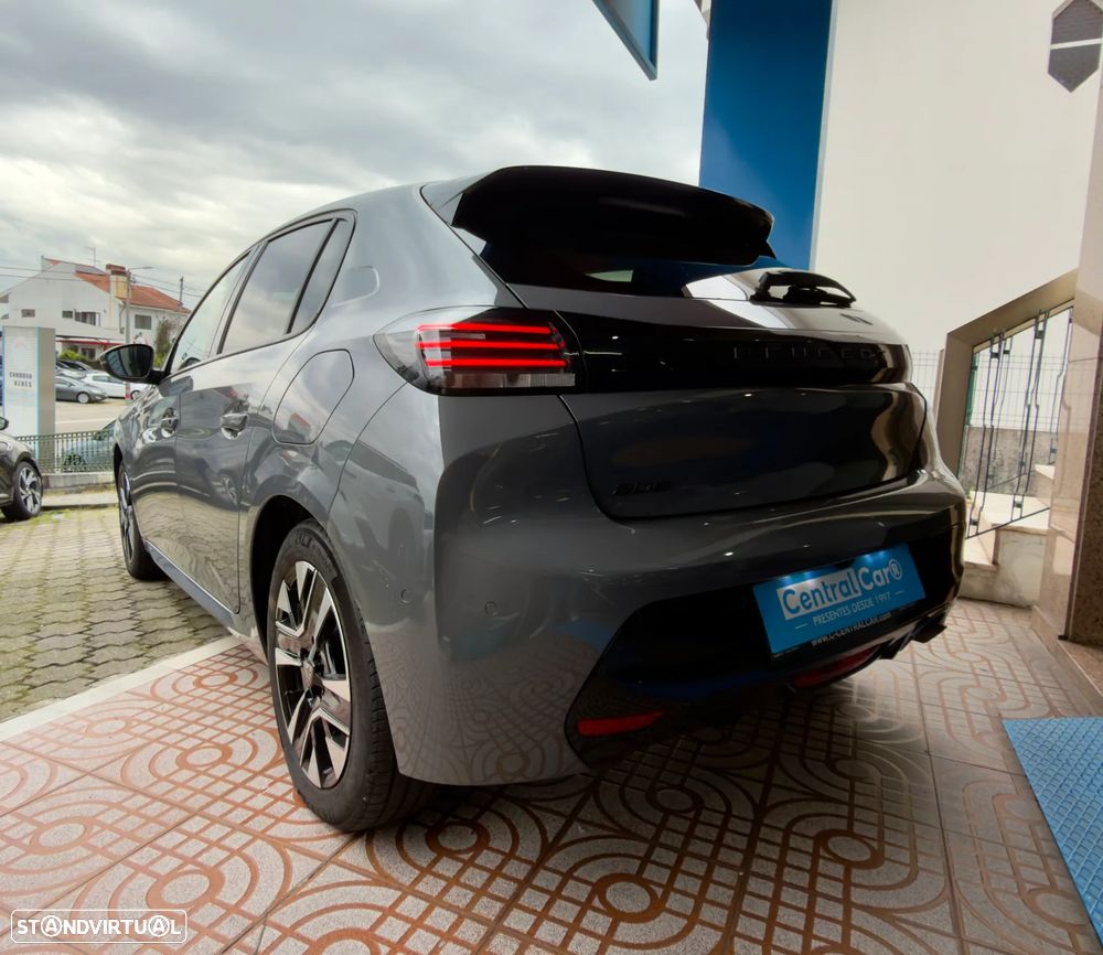 Peugeot 208 1.2 PureTech Allure - 8