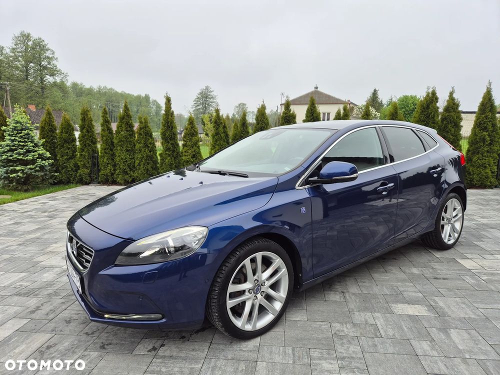 Volvo V40 D4 Ocean Race - 24
