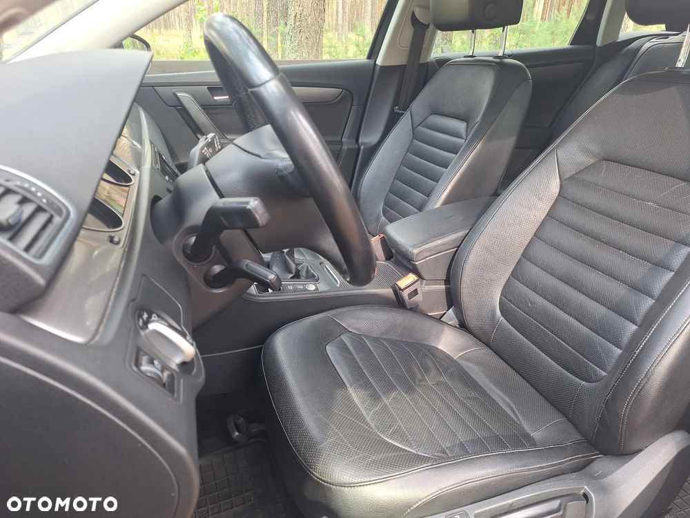 Volkswagen Passat 2.0 TDI Comfortline Optimum - 16