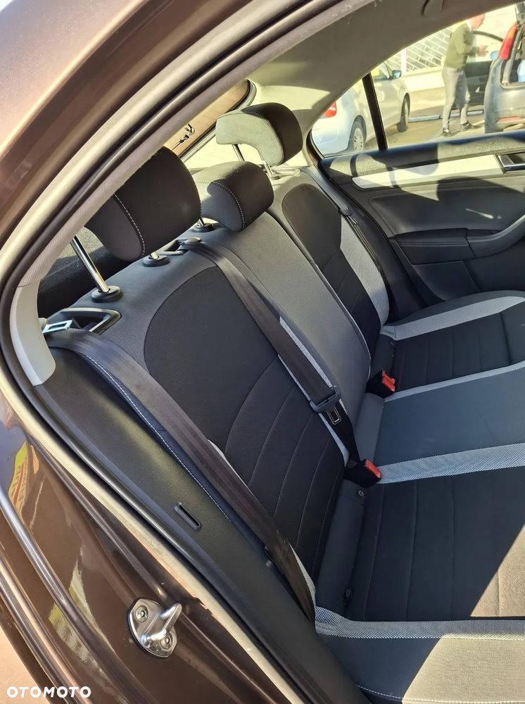 Skoda RAPID 1.0 TSI Ambition - 5