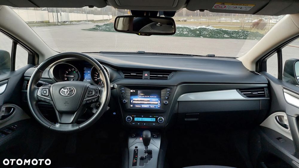 Toyota Avensis 1.8 Premium EU5 MS - 15