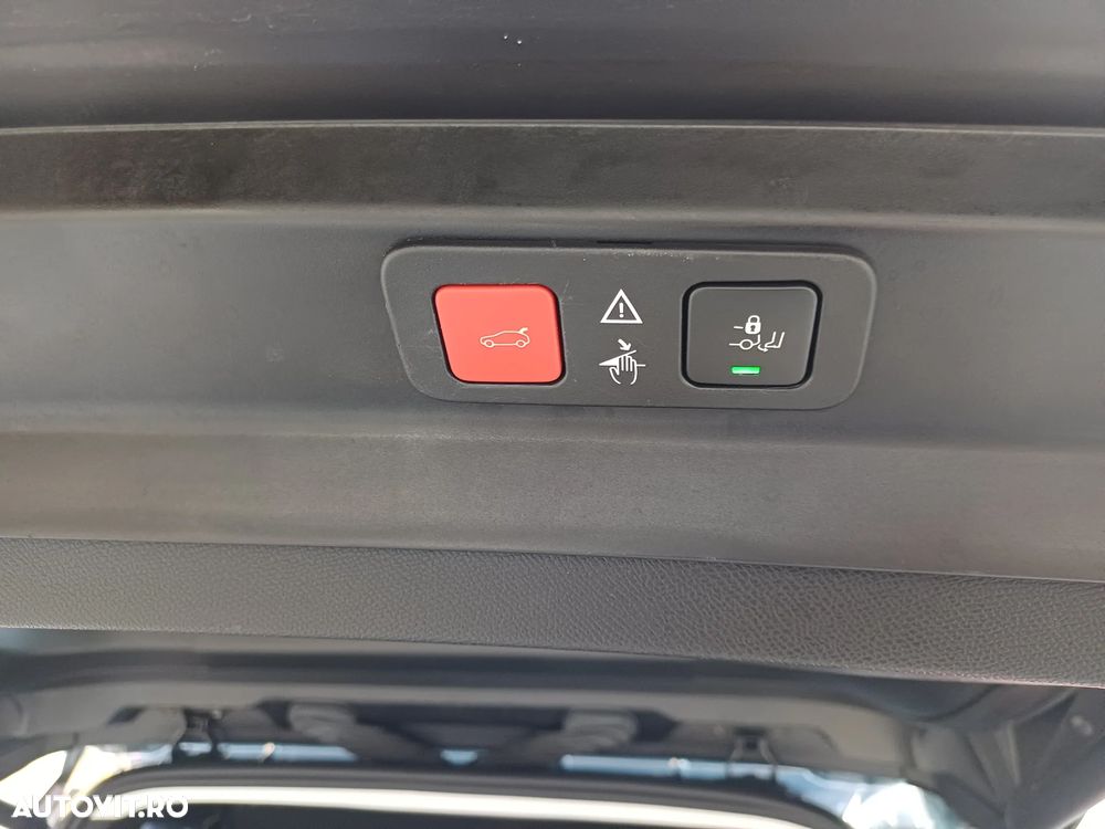 Peugeot 5008 1.2L 136 e-DCS6 MHEV Allure Pack - 24