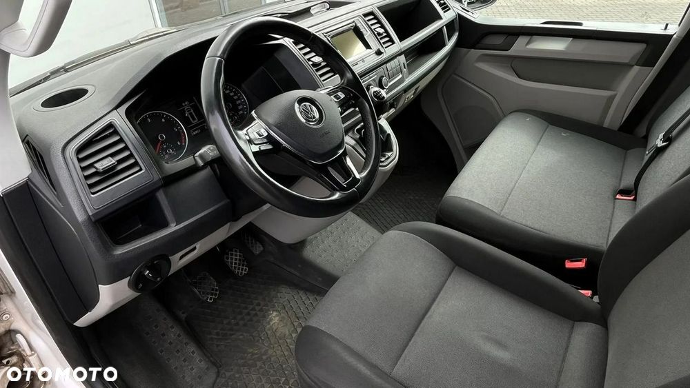 Volkswagen Transporter - 18