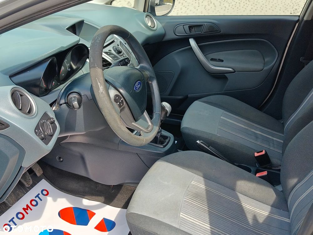 Ford Fiesta 1.4 TDCi Silver X plus - 7