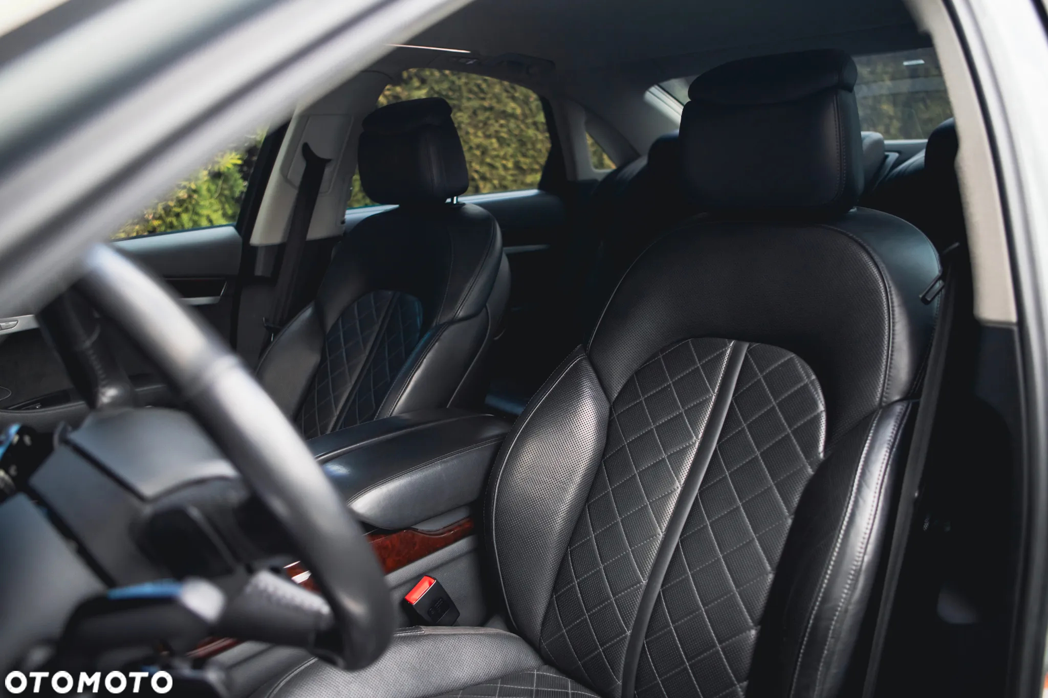 Audi A8 4.2 TDI Quattro - 12