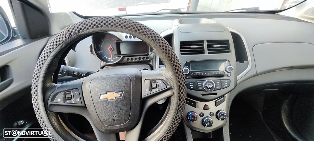 Chevrolet Aveo 1.3 VCDi LT - 14