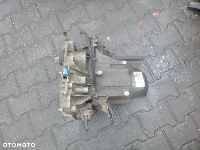 MANUALNA SKRZYNIA BIEGÓW RENAULT KANGOO 1.2 16V JB1985 05-08 - 2