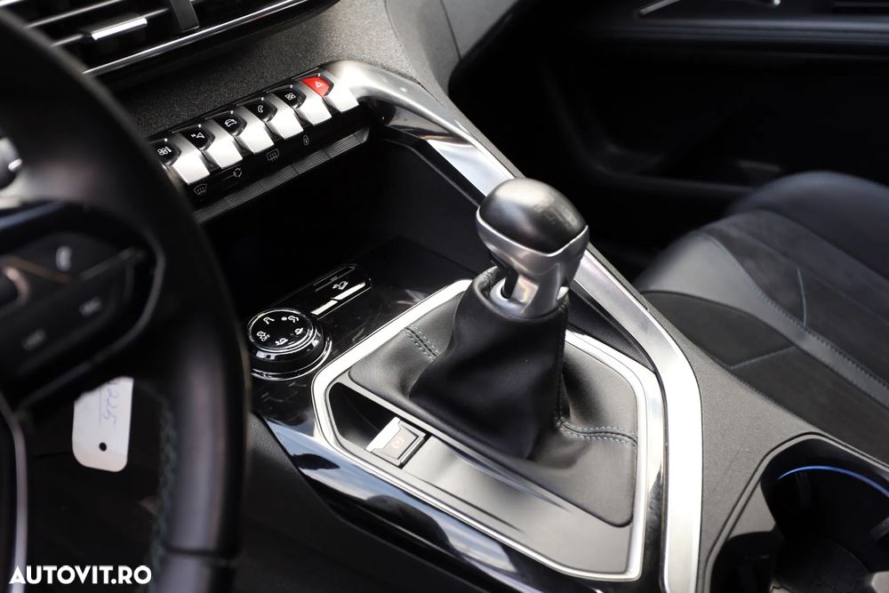 Peugeot 5008 PureTech 130 Stop & Start Crossway - 23